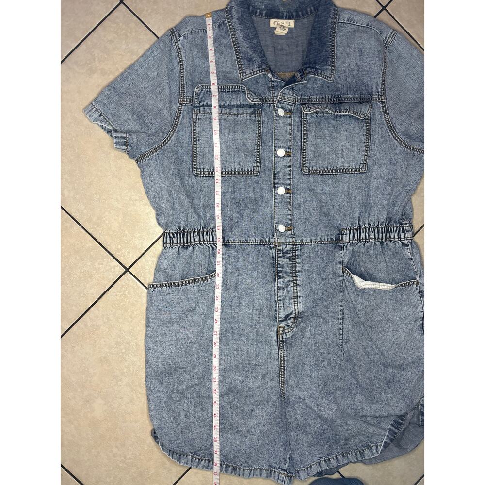 Torrid Festi Denim Jean Denim Romper Blue Ruched Waist Women's Sz 2X - Picture 6 of 6